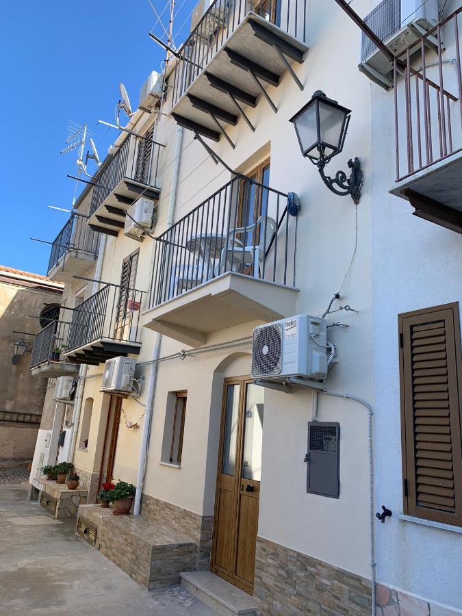 Dea Del Borgo Villa Sant'Ambrogio  Exterior foto